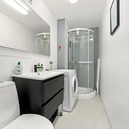 Family Friendly 3br - Fast Wi-fi - Behind Bryggen Apartment *